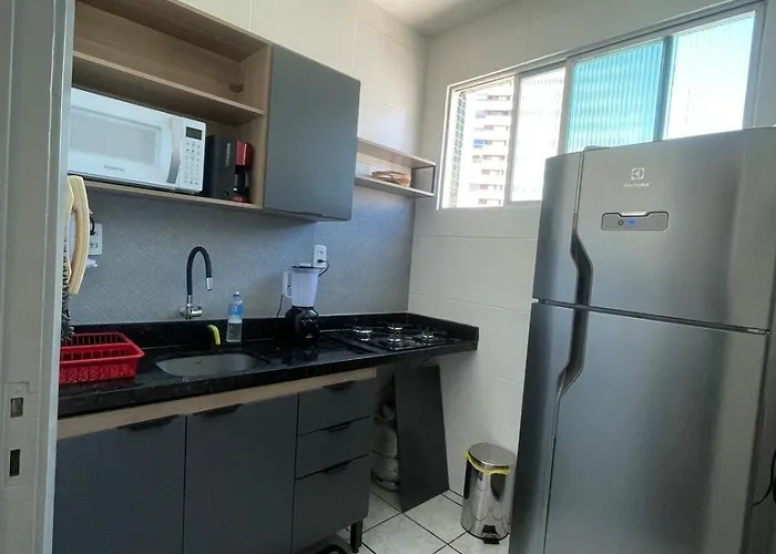 Apartment In Barra 600M Praia Do Porto Da Barra